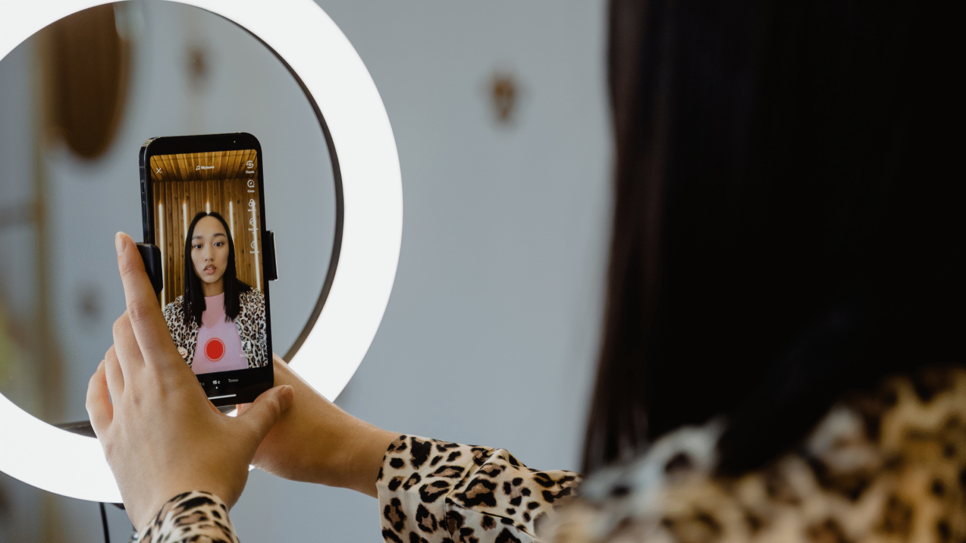 TIKTOK MARKETING MADE EASY