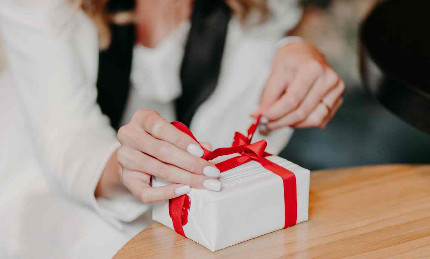 Unwrap Successful SEO for Christmas with ROAR